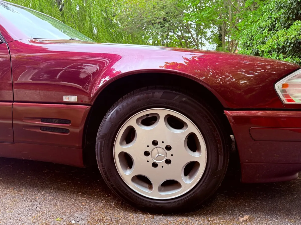 Mercedes-Benz SL-Class 1995 - Image 4