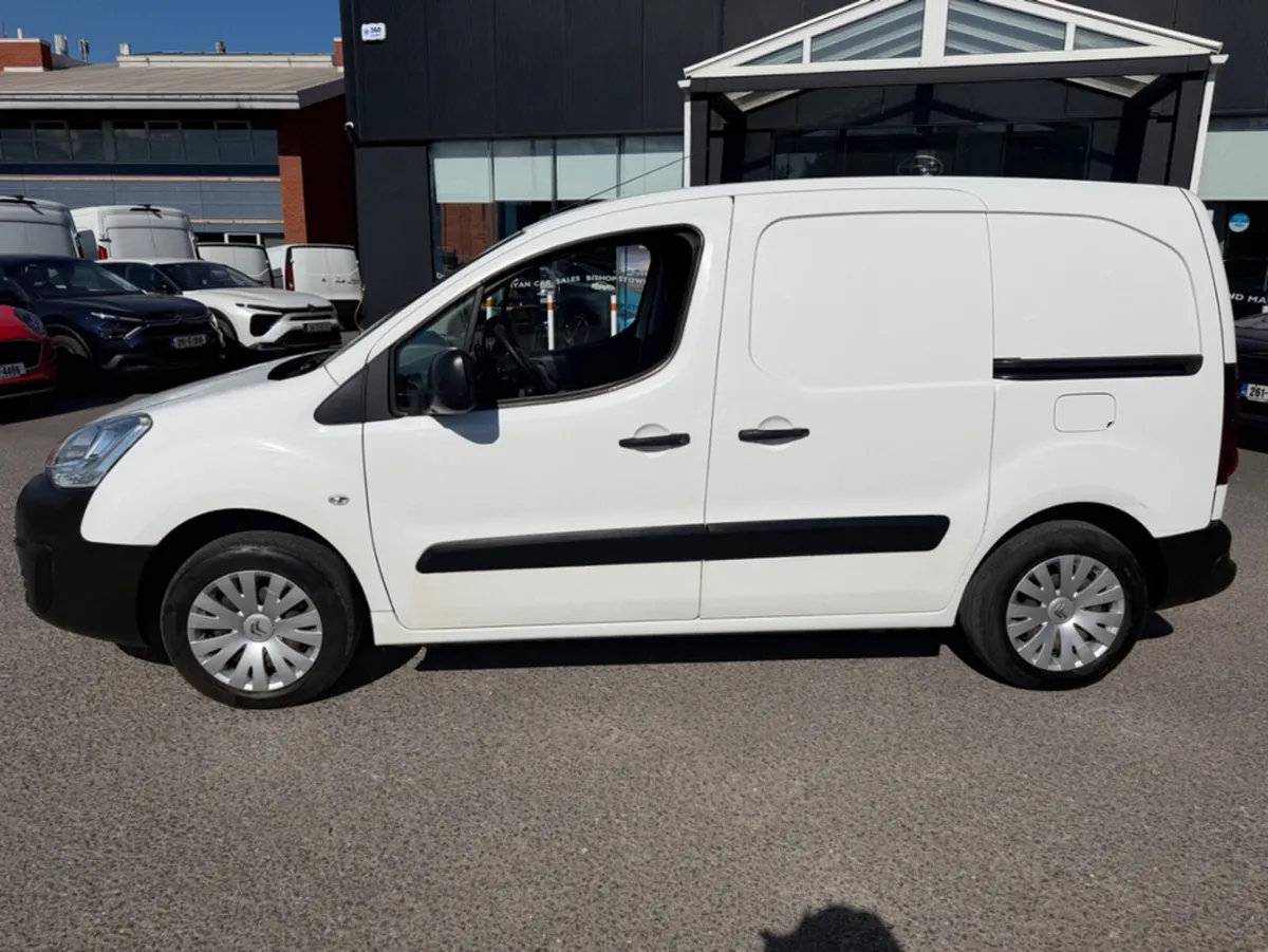 Citroen Berlingo LX BLUEHDI 75 625KG S SWB MY40 3 - Image 2