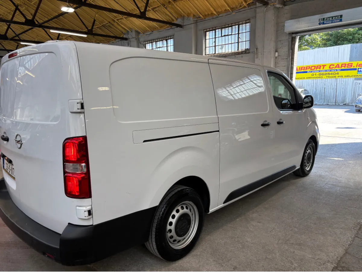 Opel Vivaro L2H1-1.5 100PS-DIE-6SP MAN 2DR - Image 4