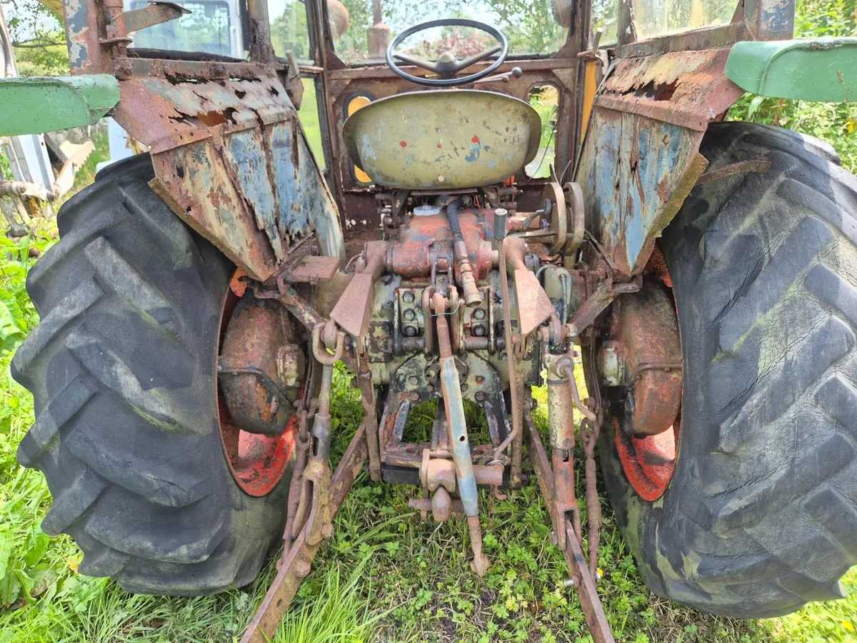 Vintage Tractors - Image 4