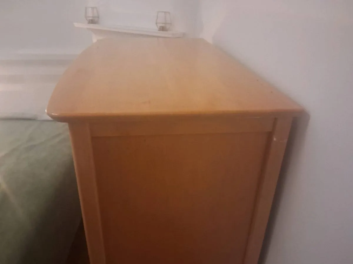 Chest of drawers - Image 2