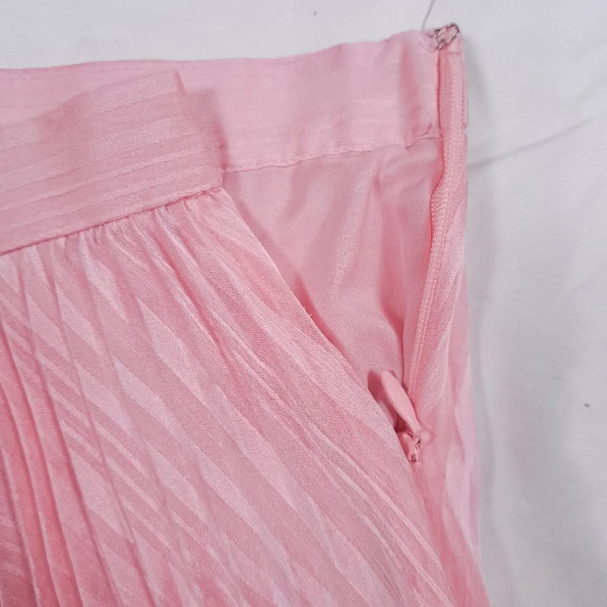 Club Monaco Pastel Pink Pleated Midi Skirt 4US/8UK - Image 3