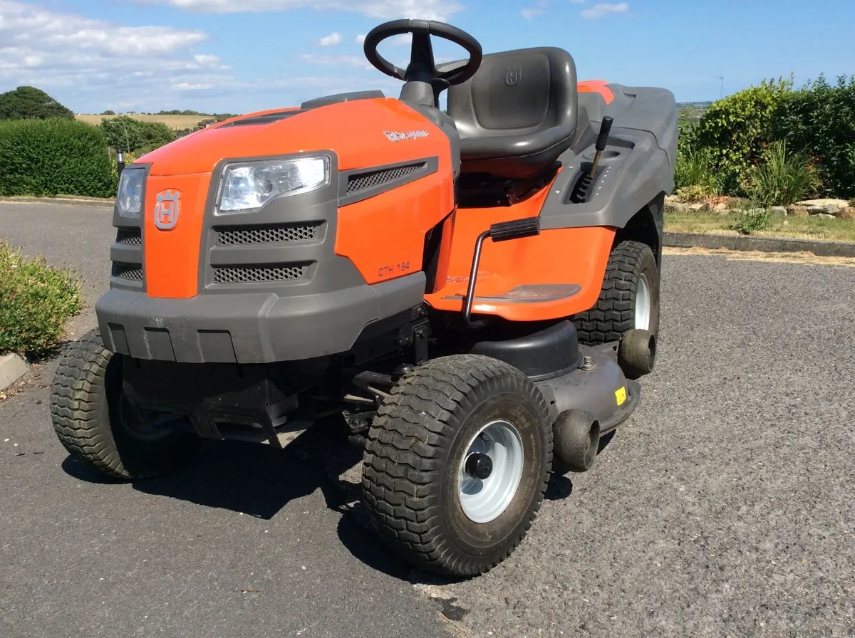 Tractor Lawn Mower - Image 3