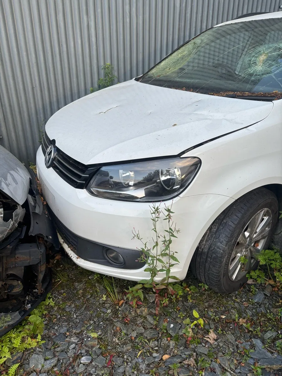 polos focus fiesta Touran ix35 for parts - Image 4