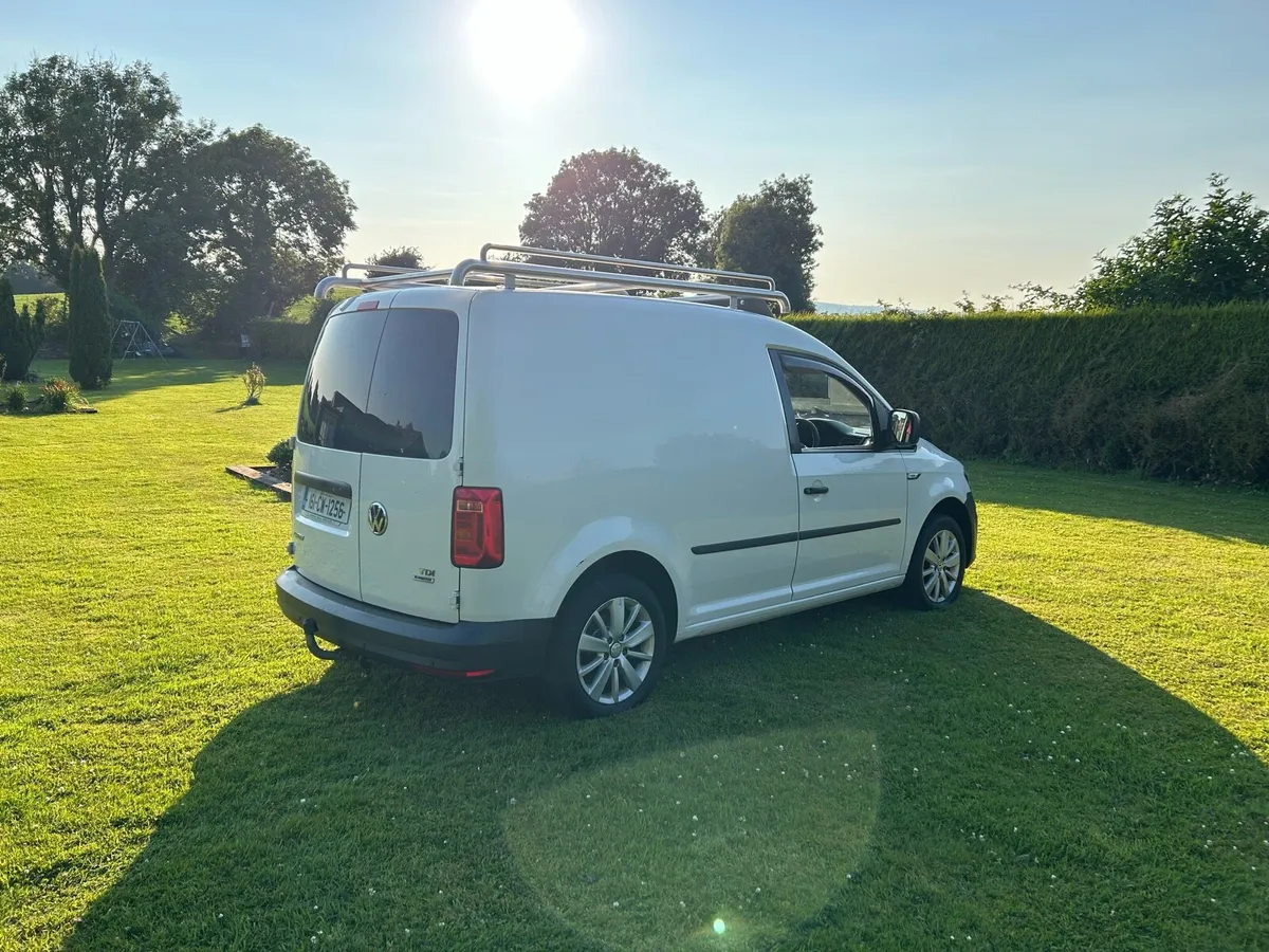 161 VW caddy 2.0l 150bph 6 speed - Image 3