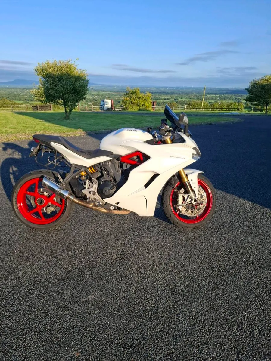 Ducati Supersport S - Image 1