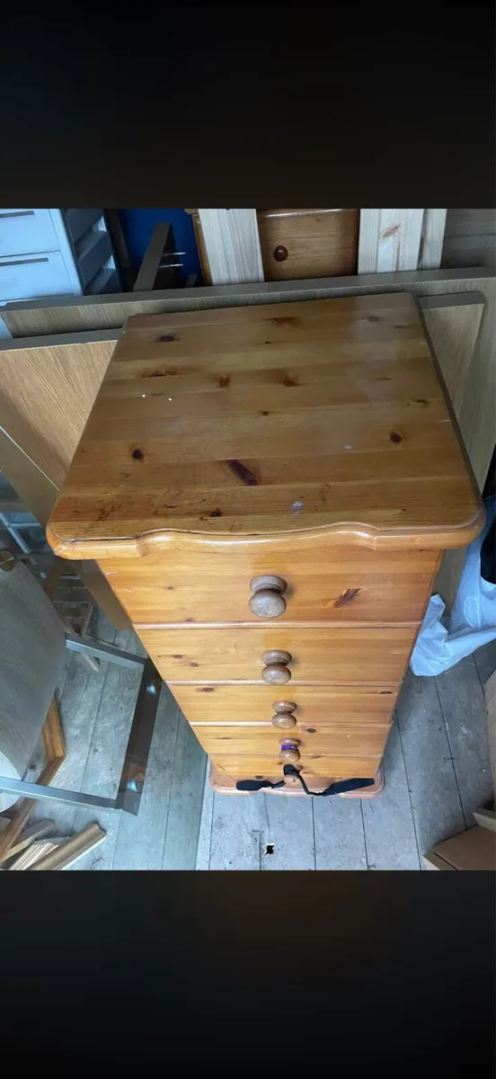 tall boy / chest of drawer pine €70 - Image 4