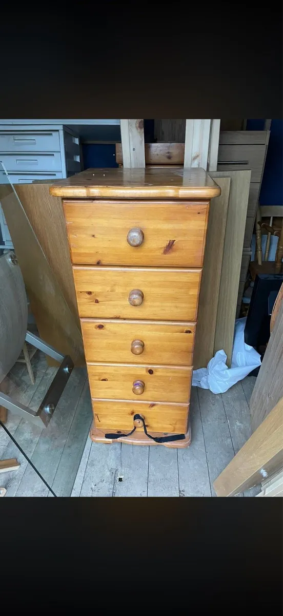 tall boy / chest of drawer pine €70 - Image 1