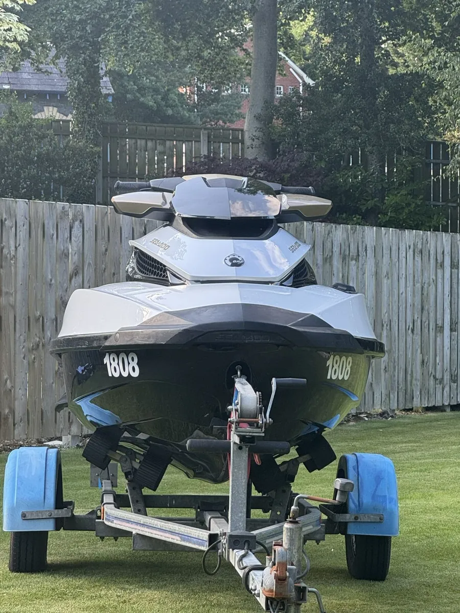 Jetski - Sea Doo 215hp GTX 2013 - Freshwater Only - Image 3