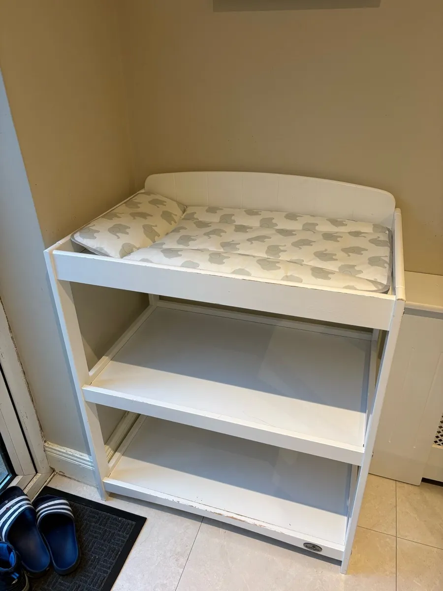 Baby Changing Table - Babylo - Image 3
