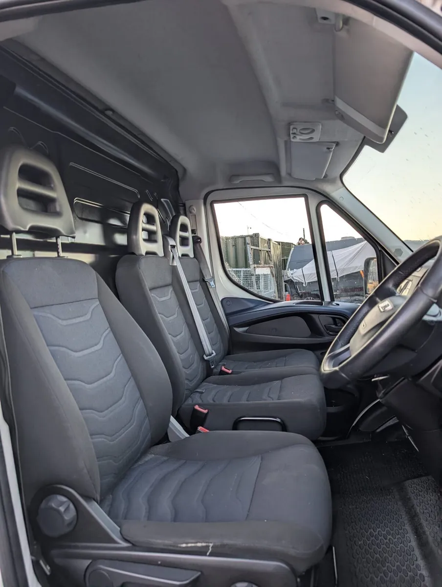 Iveco Daily LWB H2, Aircon, Automatic - Image 3
