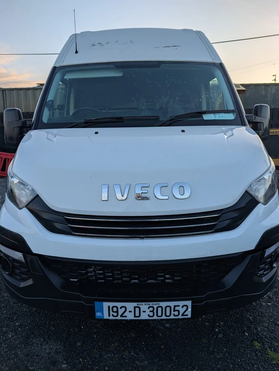 Iveco Daily LWB H2, Aircon, Automatic - Image 2