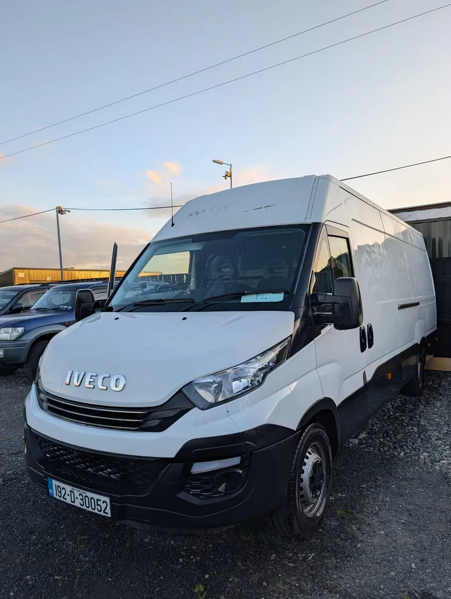 Iveco Daily LWB H2, Aircon, Automatic - Image 1