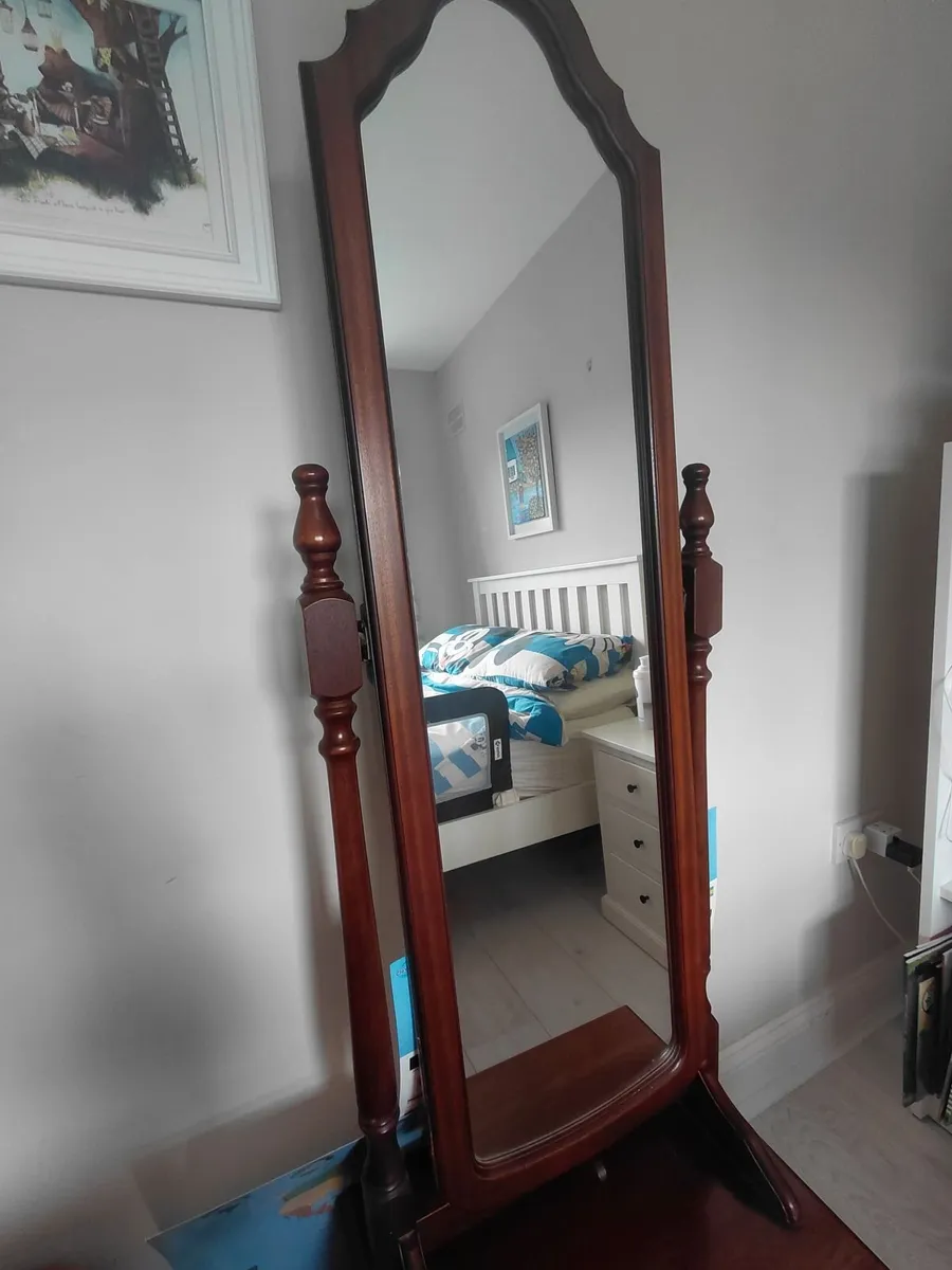 Mahogany full length mirror - Image 1