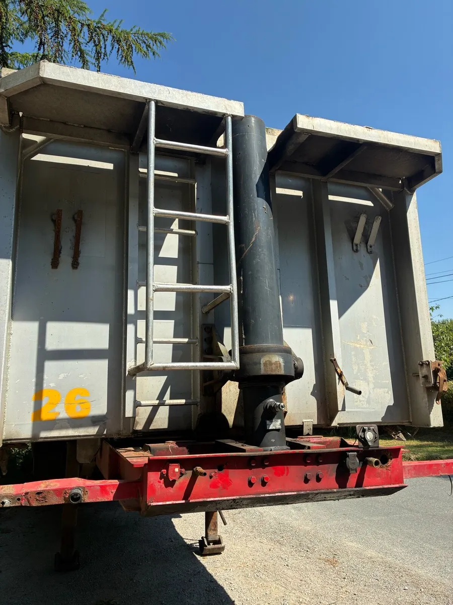 Grain trailer - Image 3