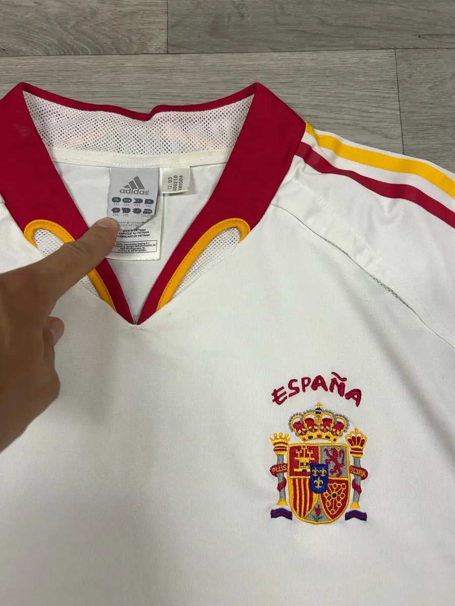 Vintage 2004 Adidas Spain Away Jersey Shirt XXL - Image 4