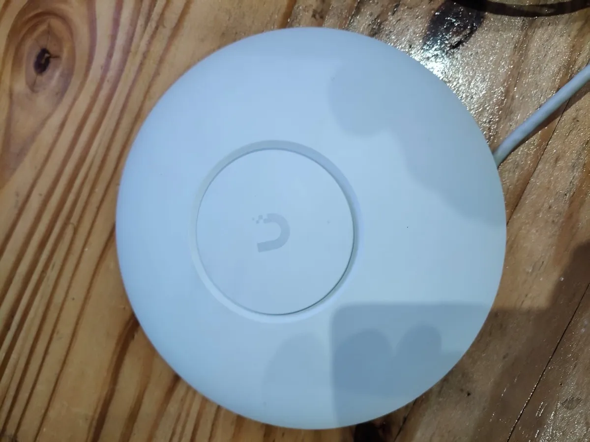 Ubiquiti UniFi U7 Pro Wi-Fi 7 Access Point with Po - Image 1
