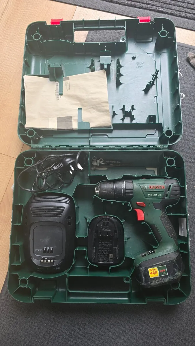 20v bosch drill, with 2nd battery
