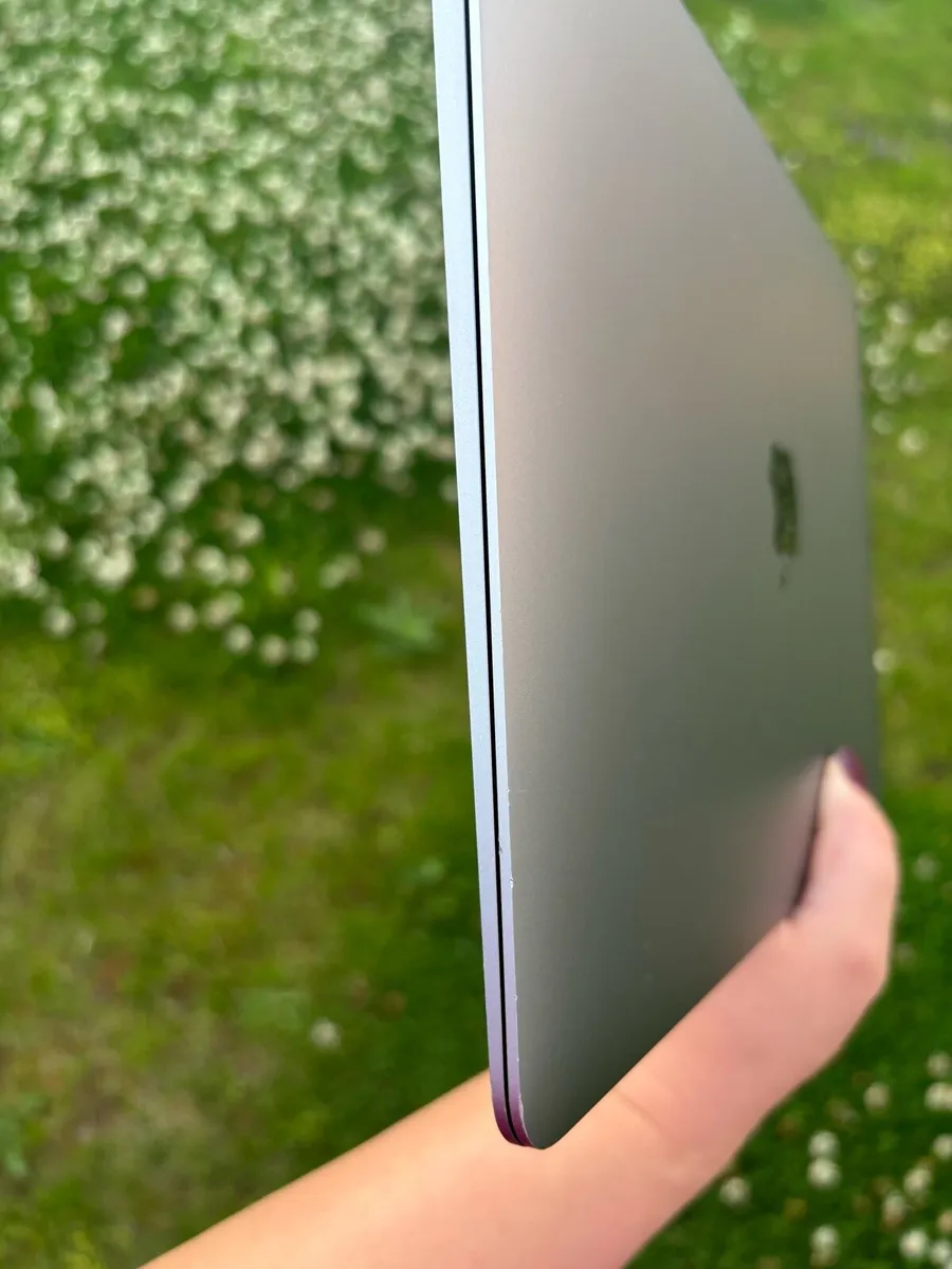 MacBook Air 2020 13.3” | M1 8GB | 256GB SSD - Image 4