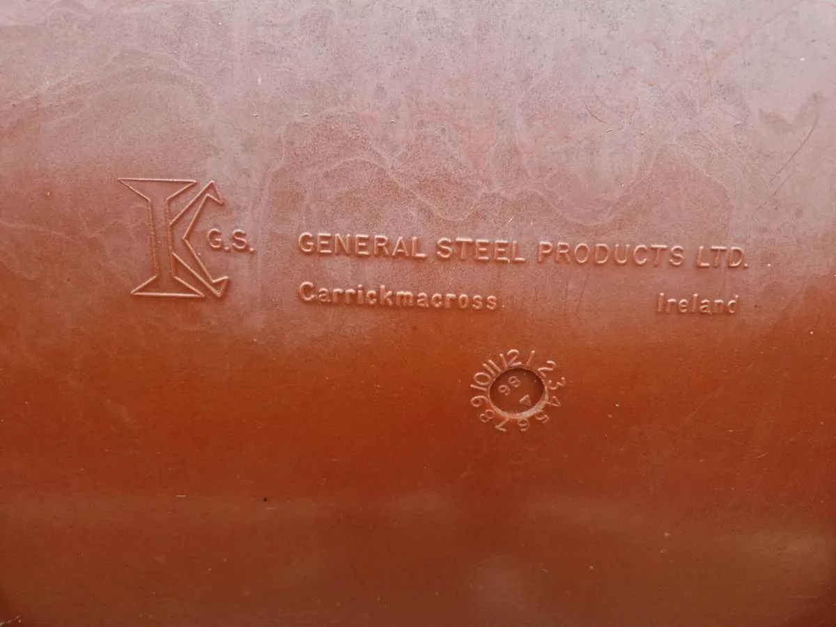 Oil tank - Image 3