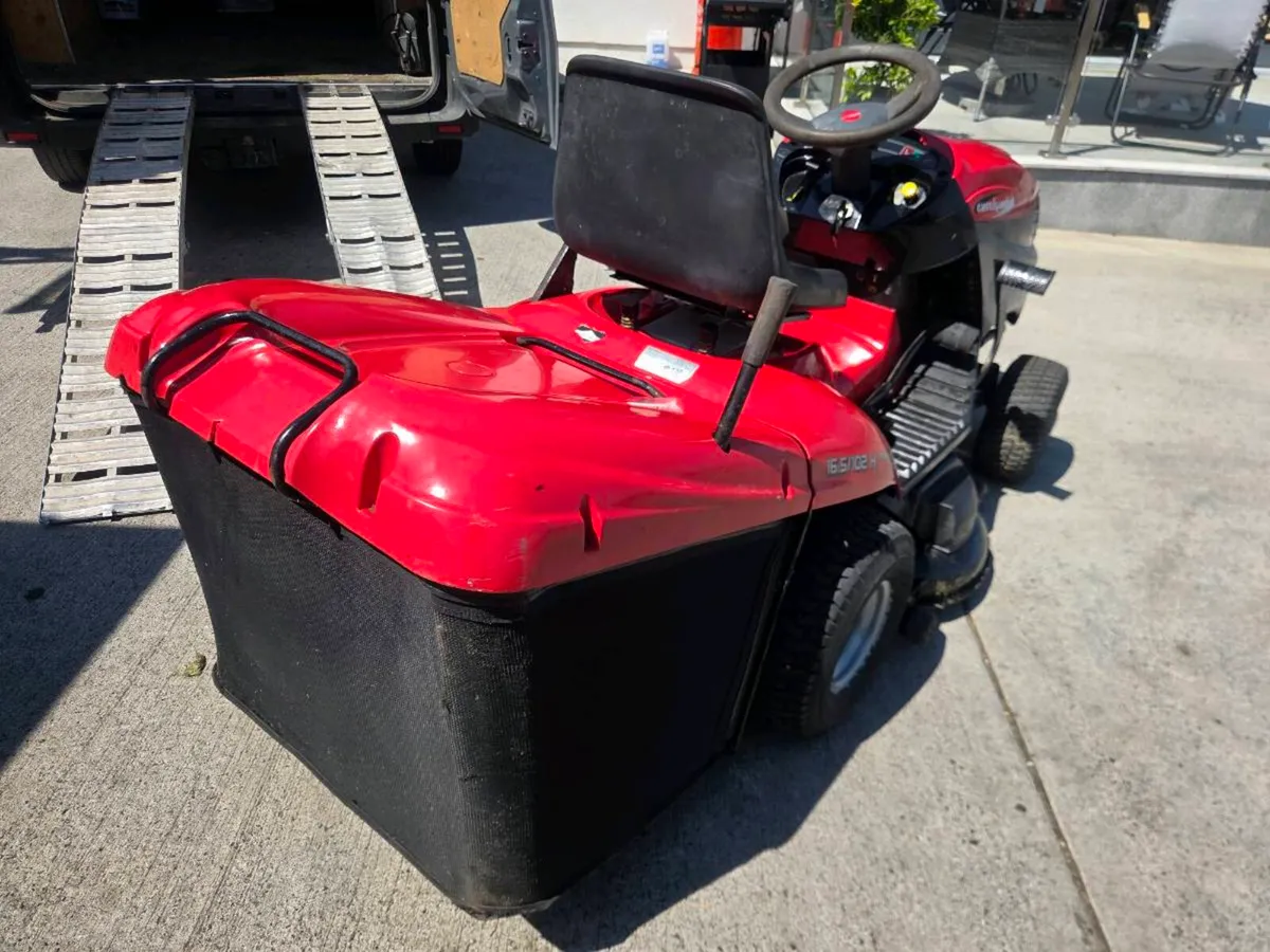Castle Gardens lawnmower for sale - Image 3