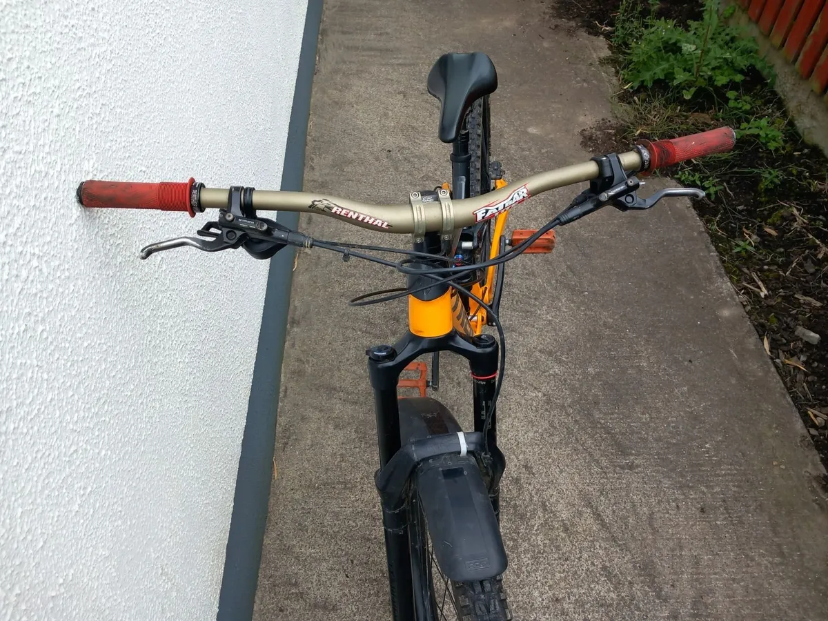 Trek Fuel Ex 5 Mountain Bike - Image 2