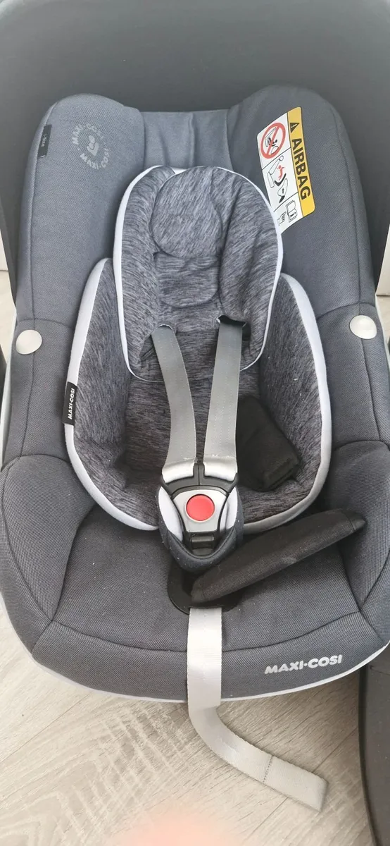 Infant car seat - Image 1