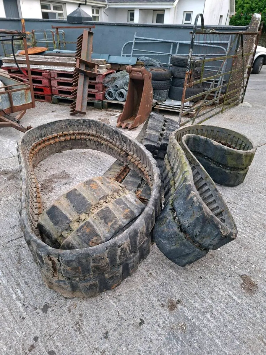 Rubber Tracks - Raised Beds - Image 1