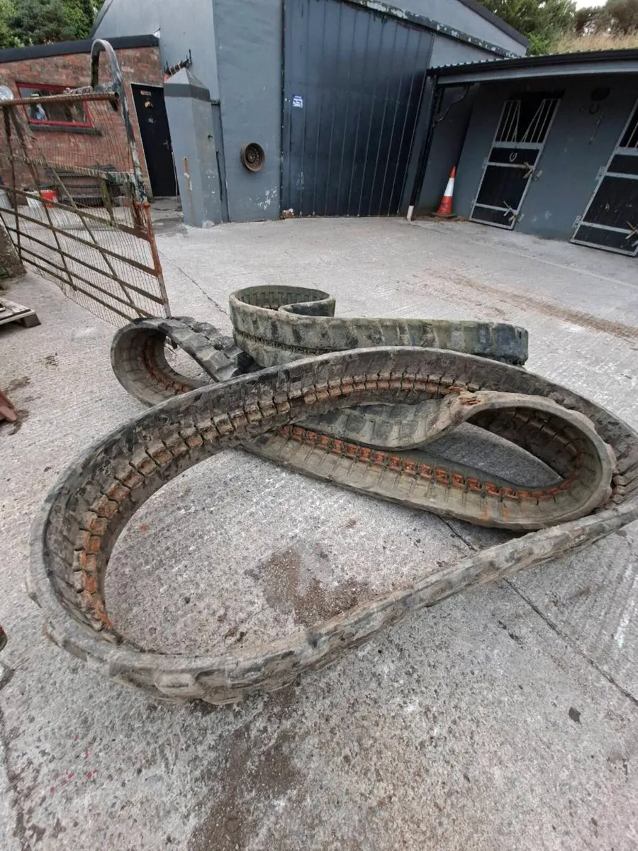 Rubber Tracks - Raised Beds - Image 2