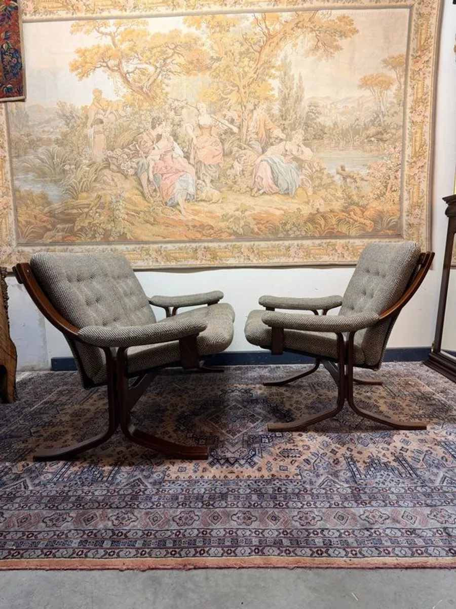 Rare Mid-Century Modern Sofa Suite Attributed to John Hjortdal - Image 3
