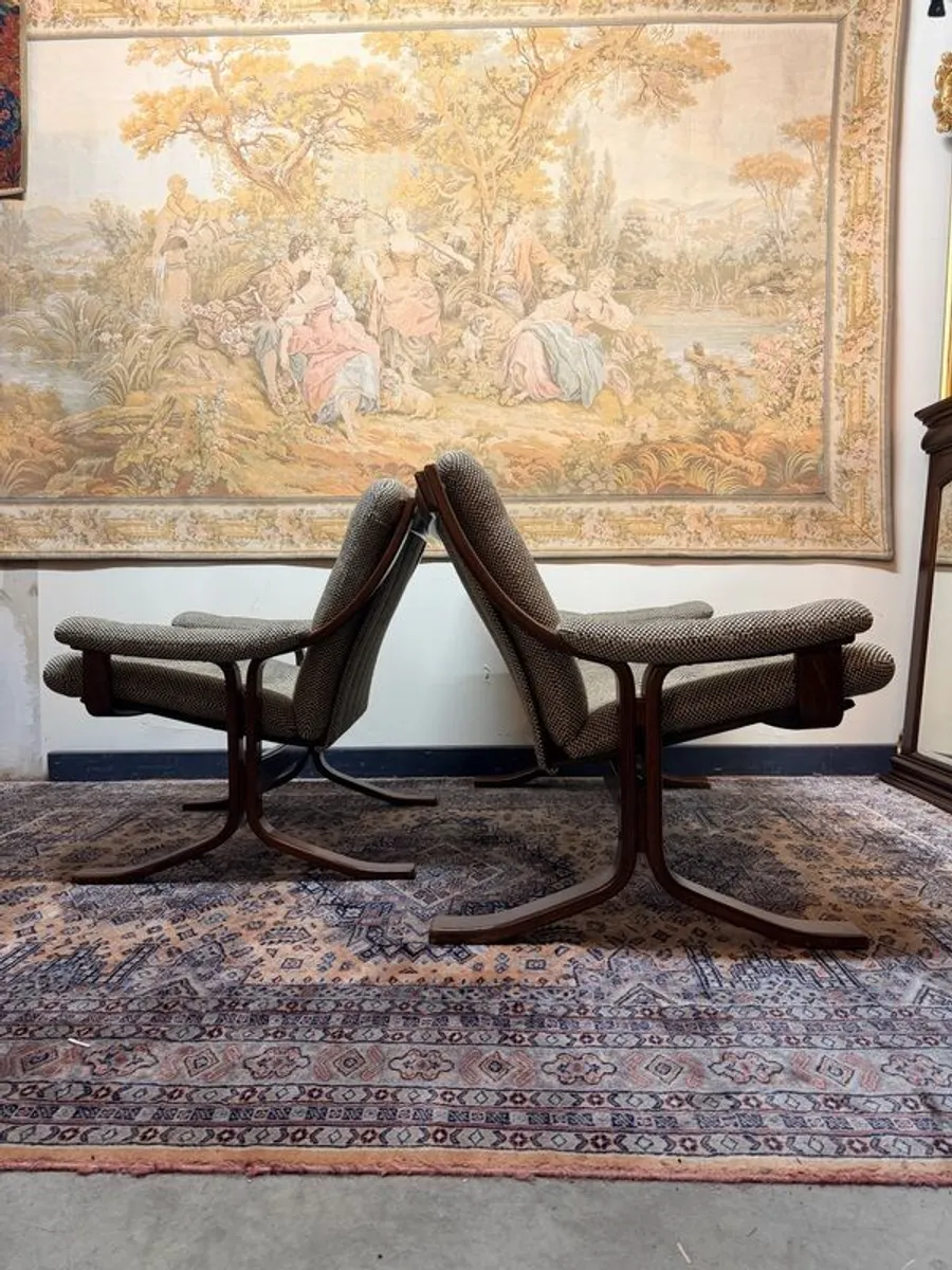 Rare Mid-Century Modern Sofa Suite Attributed to John Hjortdal - Image 4
