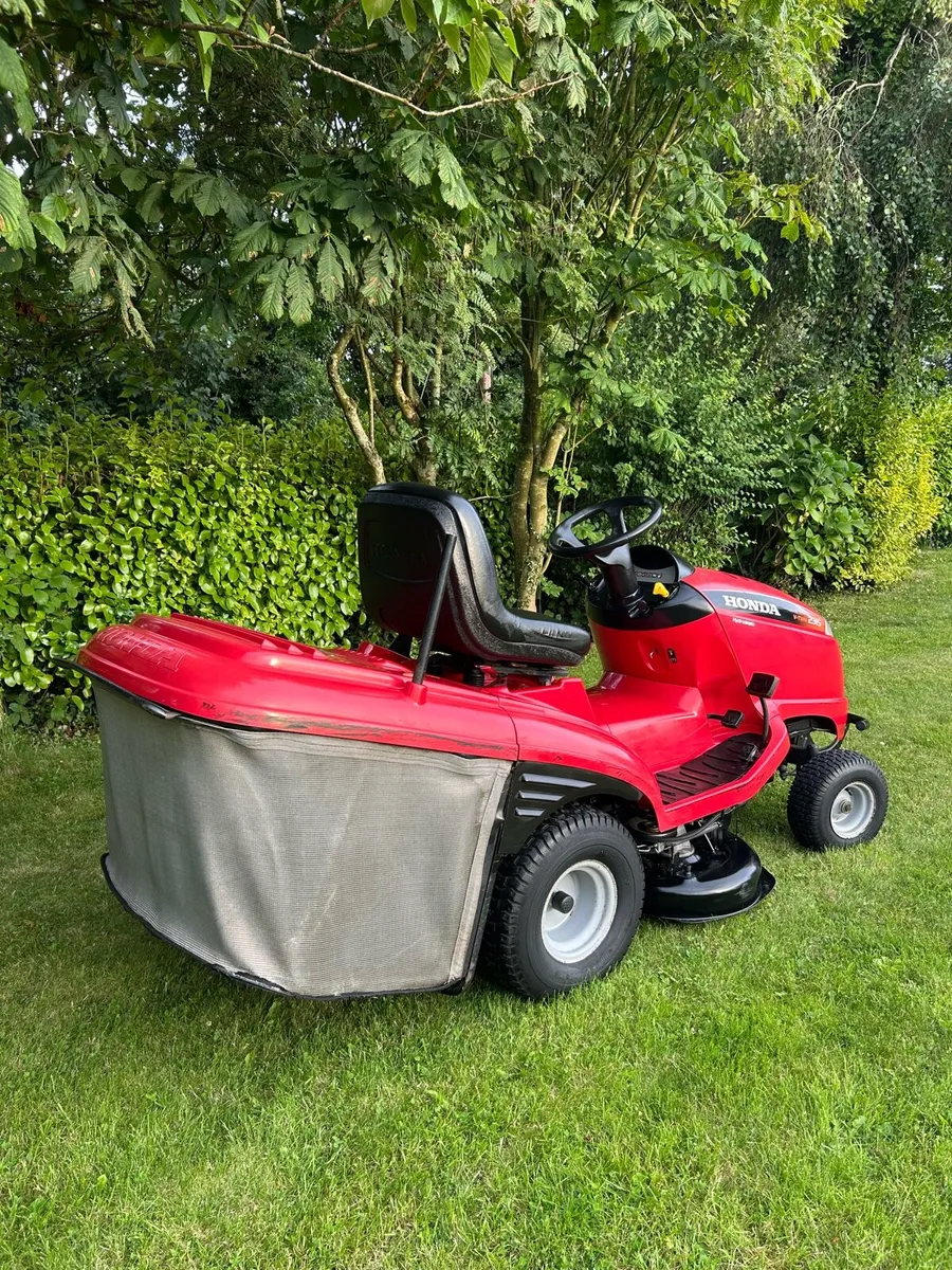 Honda mower - Image 3