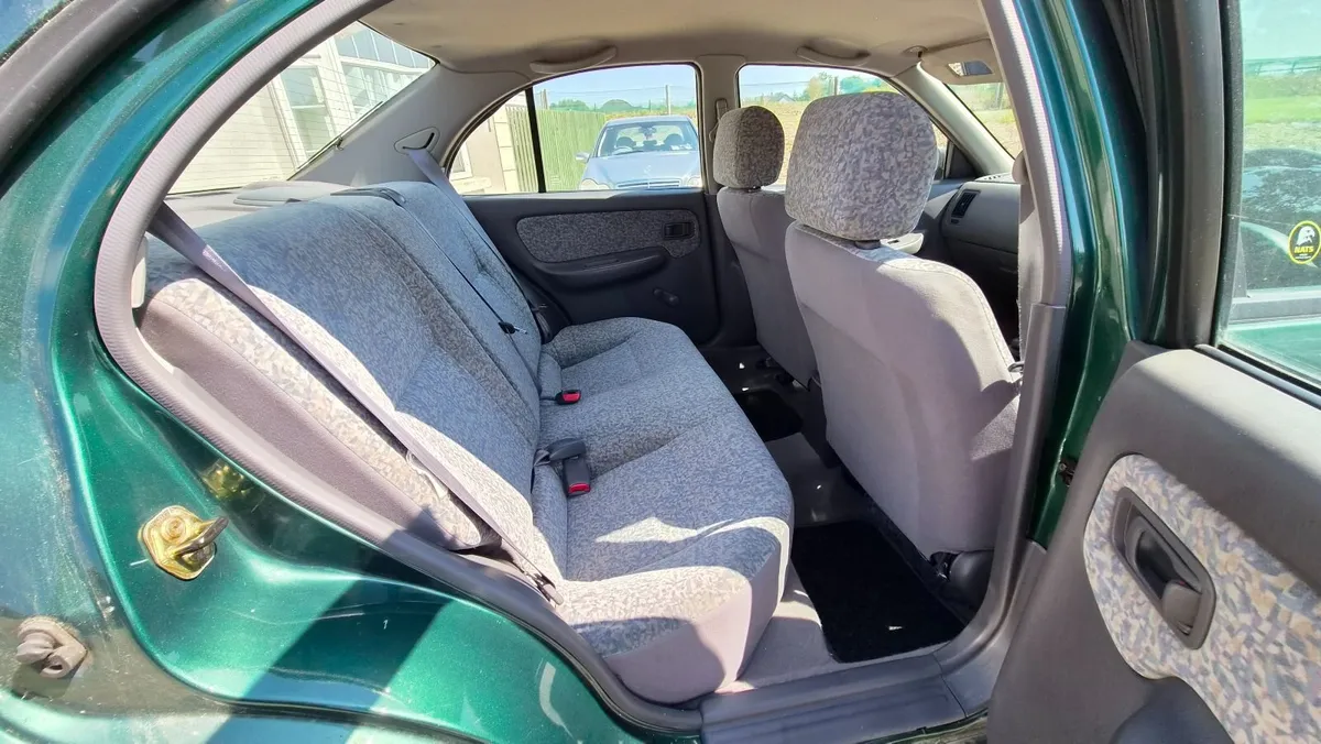 Nissan Almera 1998 - Image 4