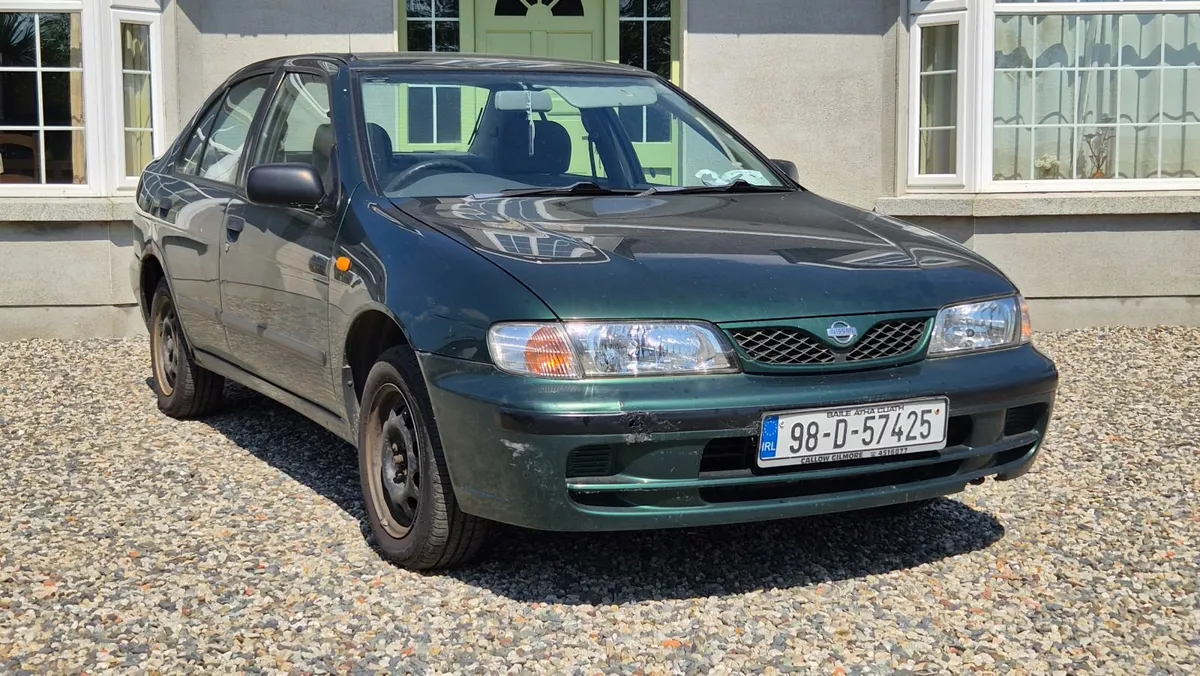 Nissan Almera 1998 - Image 1