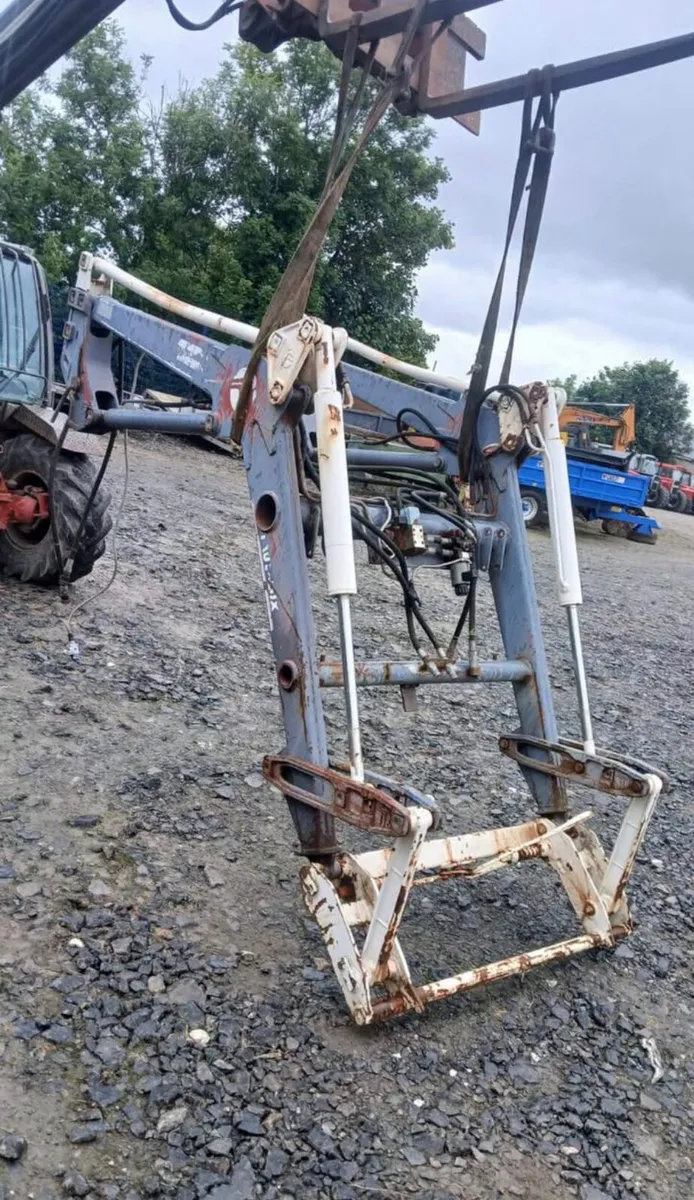 Rossmore Loader to Suit 390 etc. - Image 2
