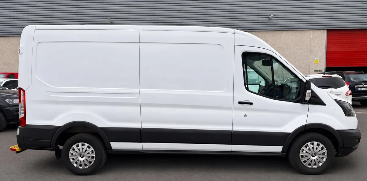 172 Transit 4x4 AWD 97,000km - Image 3