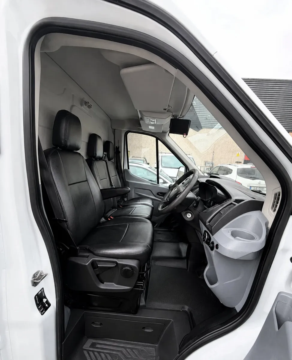 172 Transit 4x4 AWD 97,000km - Image 4