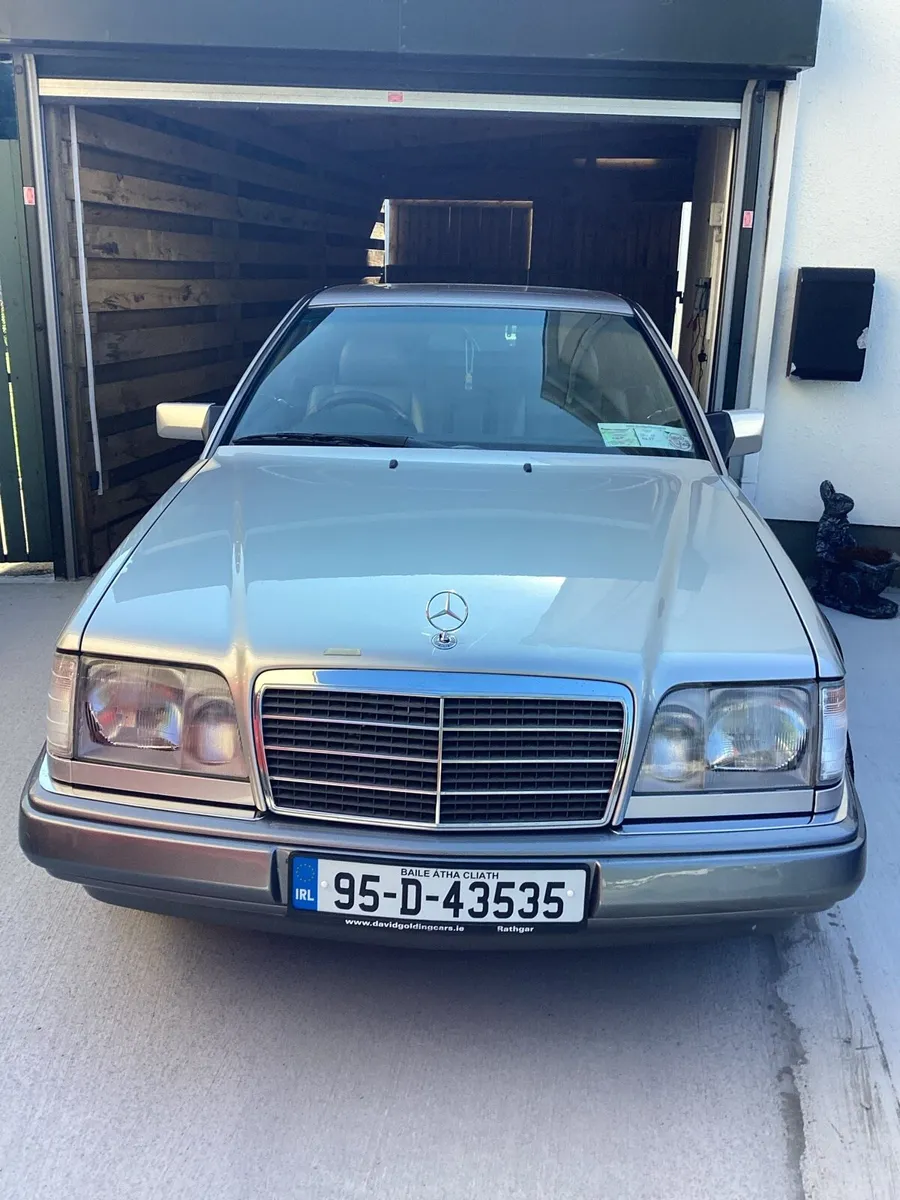 Mercedes Coupe - Image 1