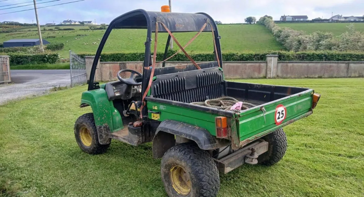 2010 John Deere Gator - Image 4