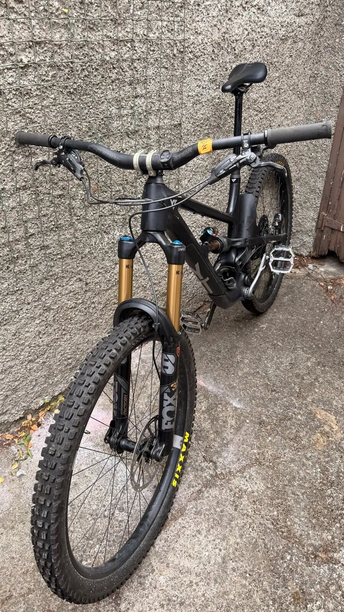 YT CAPRA core 5 Full Suspension Mountain Bike - Image 1