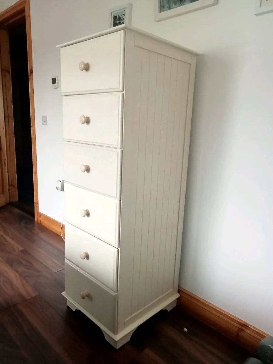 Chest of drawers - Image 2