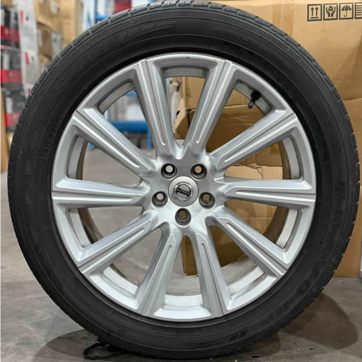 20'' GENUINE VOLVO XC90 INSCRIPTION ALLOYS - Image 4