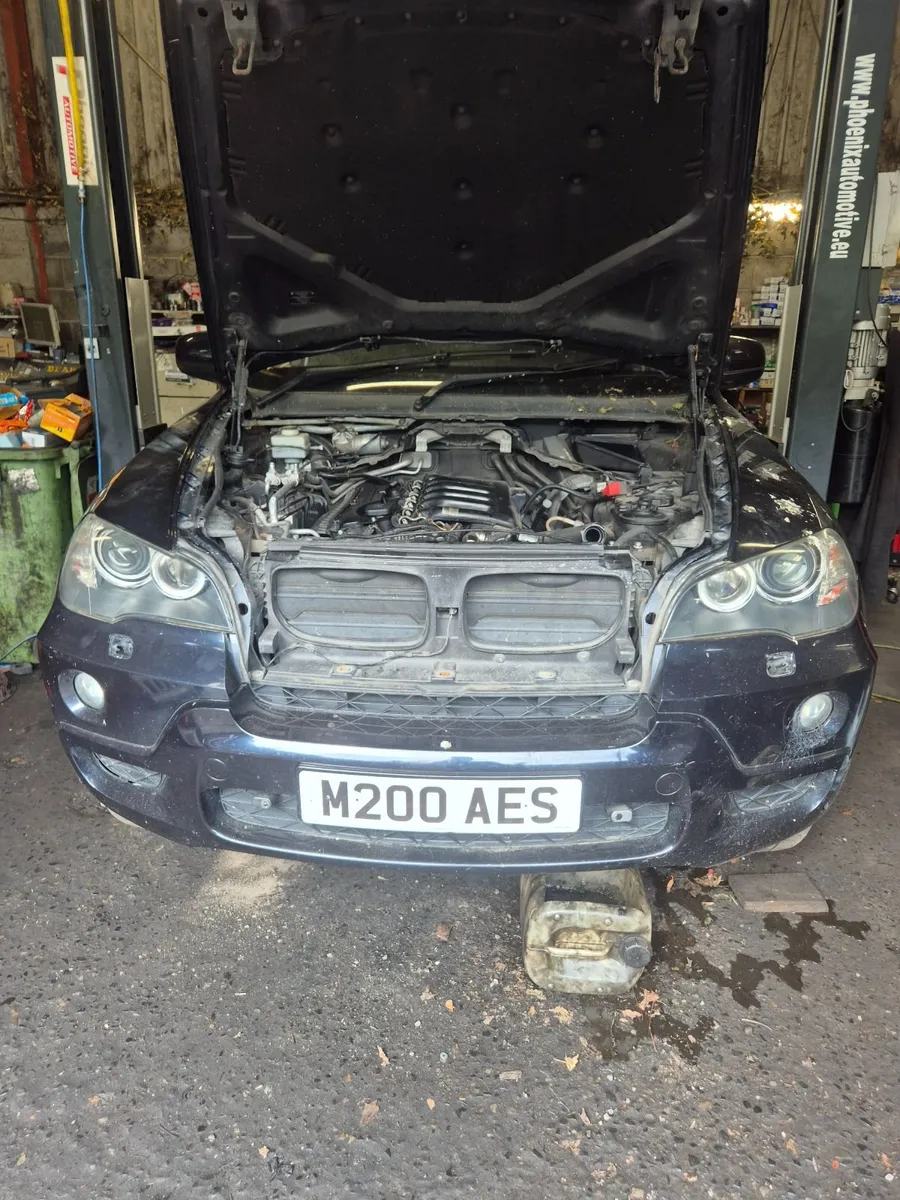 Bmw x5 breaking - Image 1