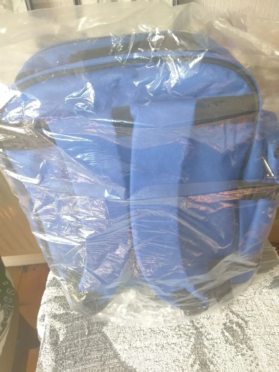 Picnic Backpack - Image 2