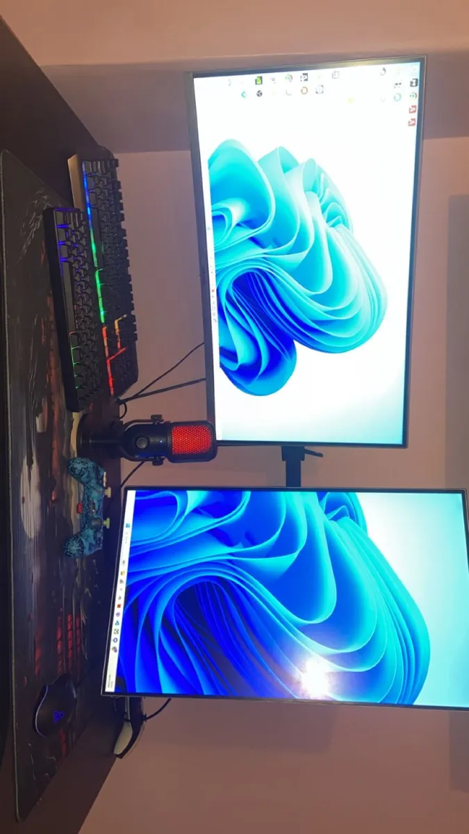 High-End Gaming PC Bundle - Image 1