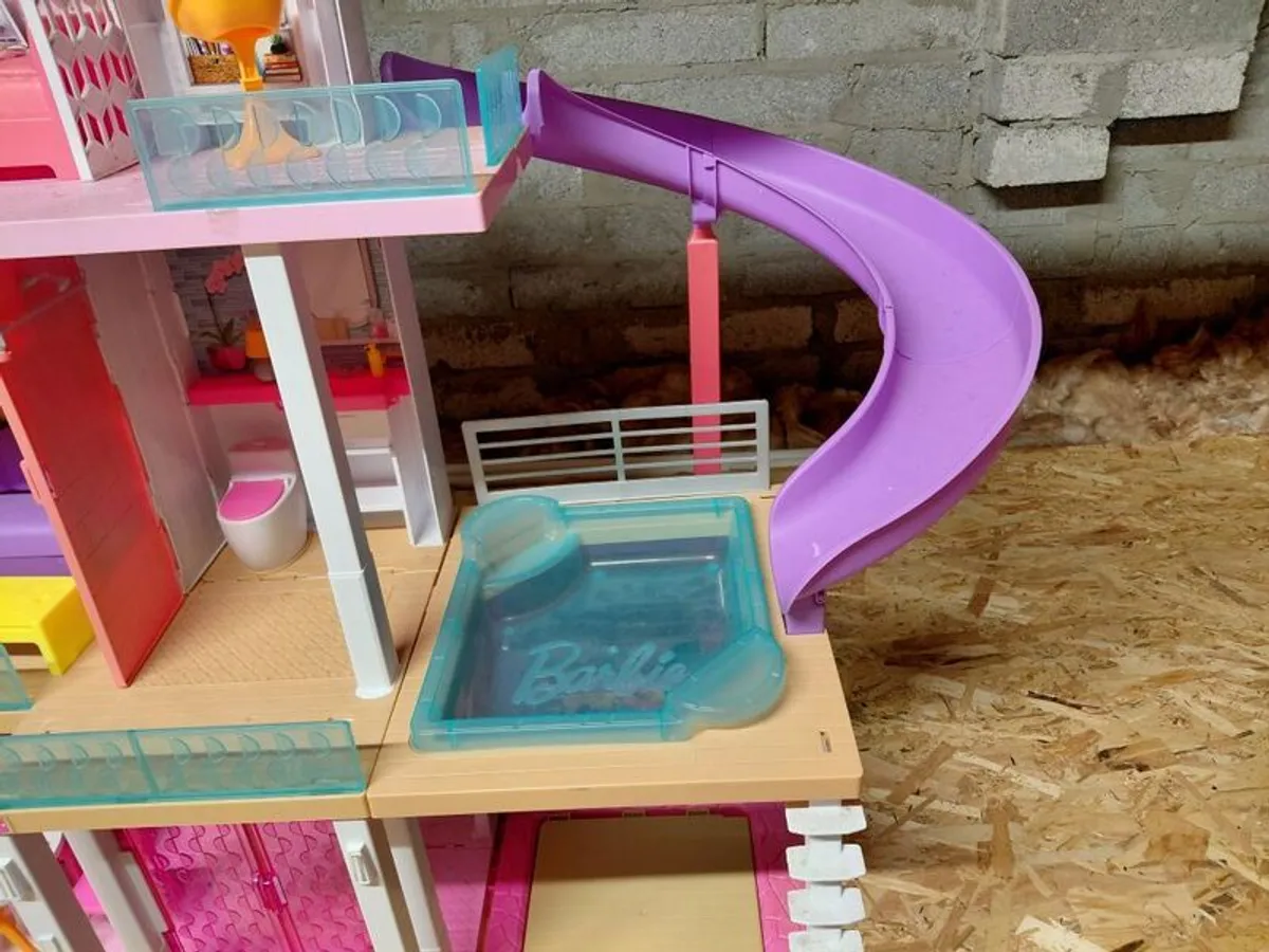 Barbie Dream House - Image 4