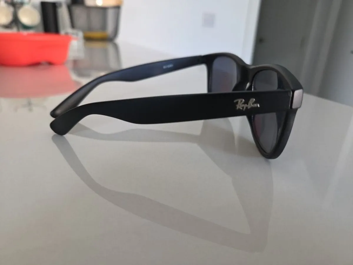 sunglass - Image 3