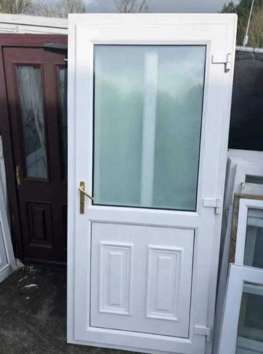 10 X SINGLE DOORS AVAILABLE ✅LOOK AT THE PICTURES✅ - Image 1