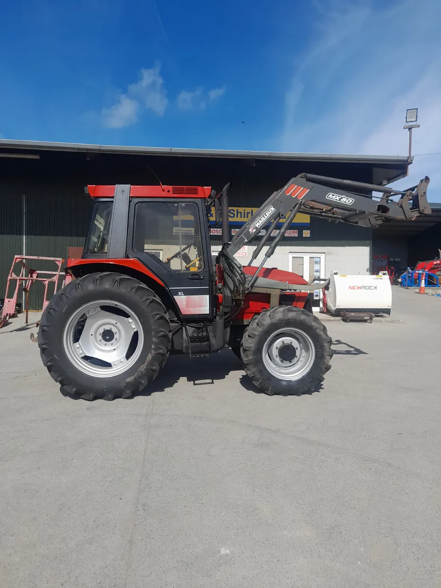 Case IH 4240 XL | 7,637 genuine hours - Image 1