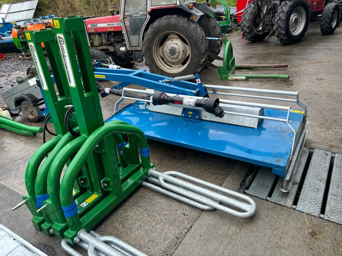 Cashels Pick & Stack Handlers!! Free up your Yard! - Image 2
